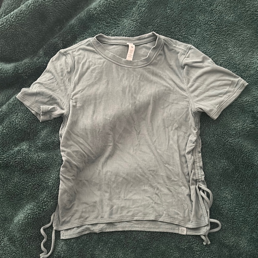 Lululemon shirt